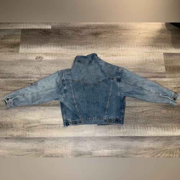 Vintage Levi’s denim jacket - Picture 9 of 9